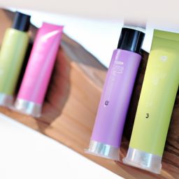 夏季美容护肤 温馨Tips：为你送上清爽舒适的夏日呵护！