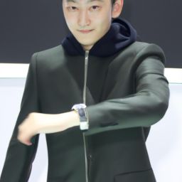 美容护肤手法视频步骤技巧：教你打造完美肌肤