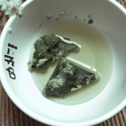 美容护肤粥的功效及其应用方法，告别油腻暗黄肌肤！